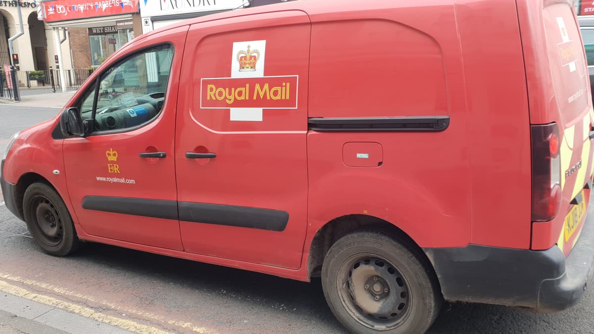 Okehampton Delivery Office apologises for slow post okehamptontoday